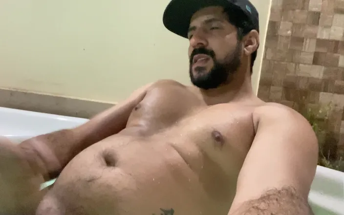 Licking me with pleasure: Cumming in the Hot Tub After Jerking off and Spreading...