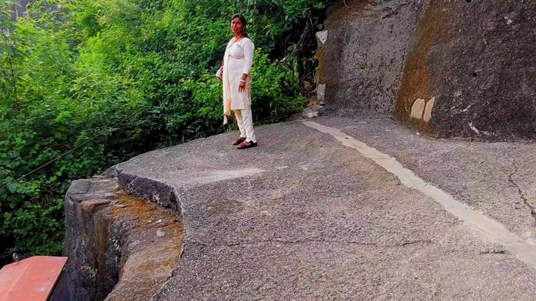 Premi pooja: Area turistica posto sconosciuta mi ha chiamato e