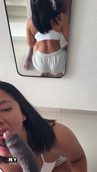 Una deliciosa mamada casual