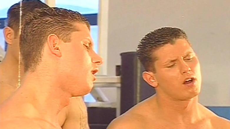 Diamond Pictures (Official): Jovem hung jock recebe cu fodido por dois garanhões musculosos...