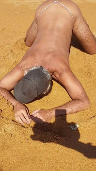 Ladysilva Hot Ass on the Beach, Go Fuck Me