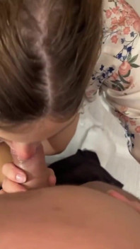 POV blowjob and lexi gets a lot of cum on her face