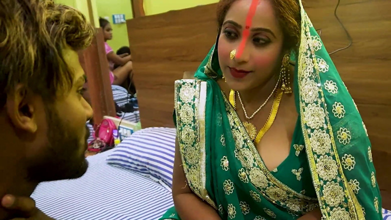 Queen star Desi: Bhabiji Ke Sath Dono Devor Mil Kor Mast Chudai Kia,...