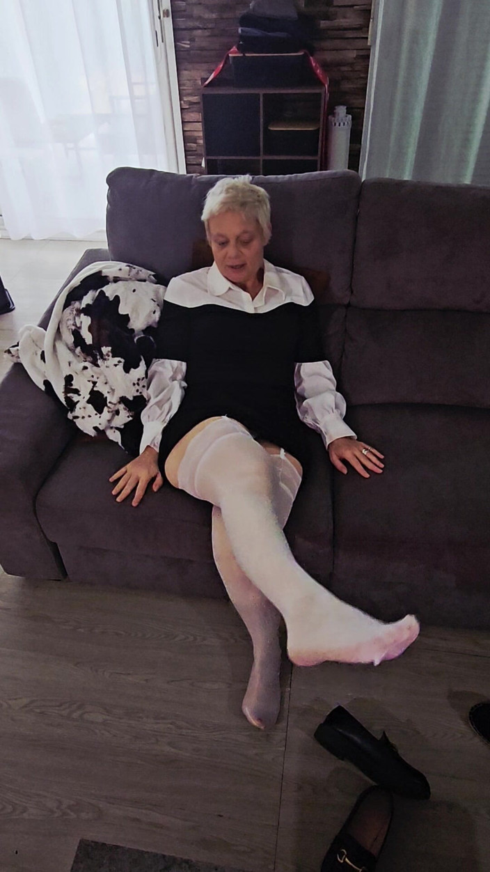 Sofy13: Přidáš se ke mně pod mou deku, abys mě zahřál...