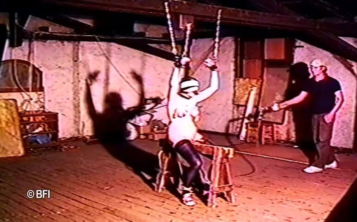 Slave Seks: Garage bestrafung
