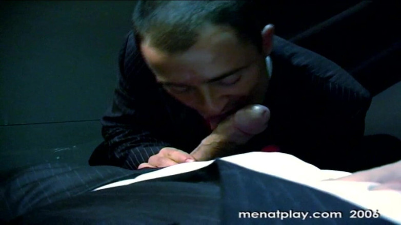 MenAtPlay: Dark's