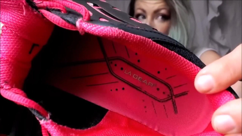 Solo Austria: Adoración de zapatos con sus nuevas zapatillas