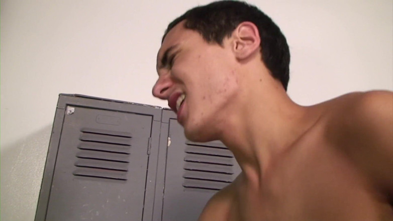 Male Dream: Gay boyz disfruta en el guardarropa