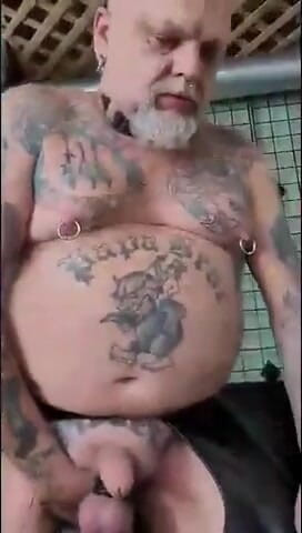 City hog: 9-20 - กางเกงหนังกับการใส่ท่อรูหี...