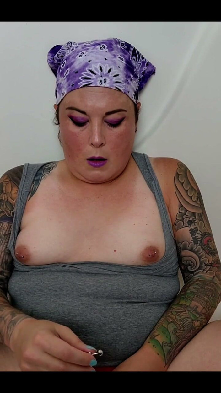 Jade Valkyrie: Fucking My Dick Hole