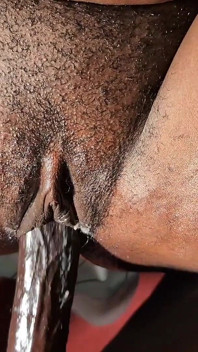 흑인 대물 자지에게 따먹히는 걸 좋아하는 흑인녀
