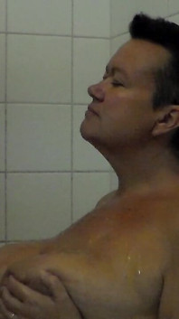 John Is Pissing on Jen in the Shower