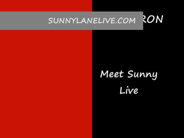 Sunny Lane: Sunny Lane padá na kolena a dává úžasné BJ!
