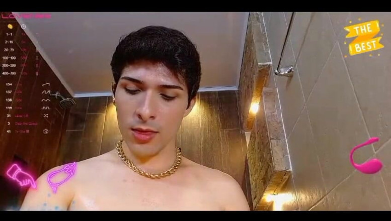 Diego latinboy: Dita nel culo e olio sul mio cazzo