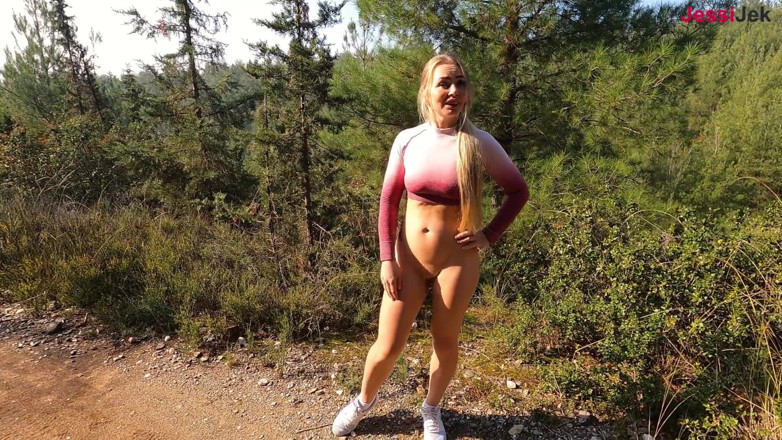 JessiJek: Stranger Twice Cum in Girl Cyclist Rough Anal in Forest...