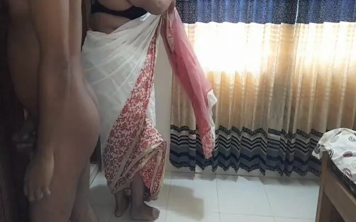 Aria Mia: Indian Sexy