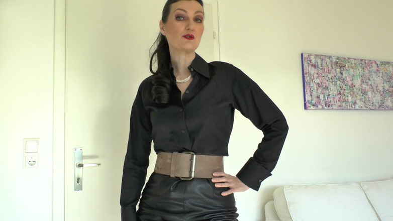 Lady Victoria Valente: Szerokie ciasne pasy część 78 Lady Victoria Valente