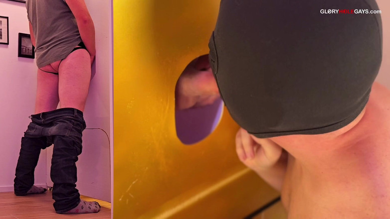GLORYHOLEGAYS: Tentativo di record alla sfida del gloryhole - misurato dal vivo