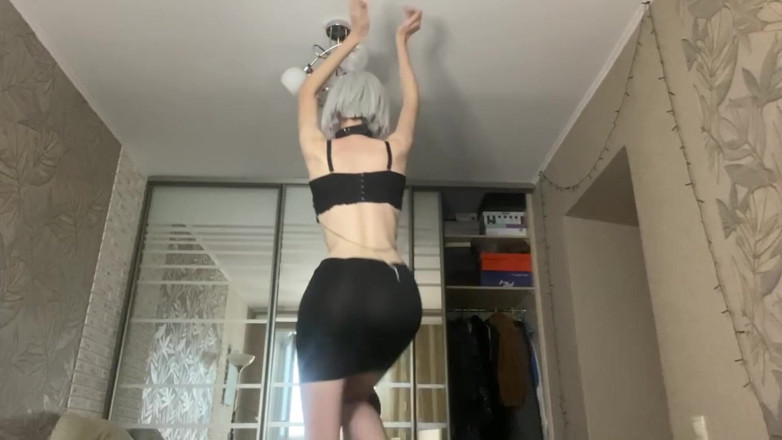Skinny_lady69: Strip cosplay