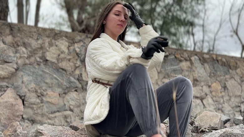 Hottie goddess: Elegante rauch-geschwollene necken pOV