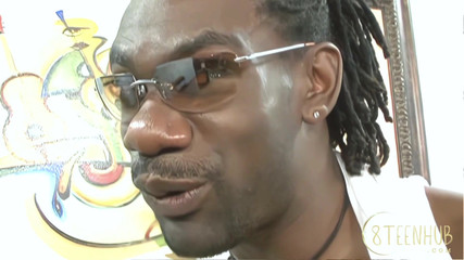 8TeenHub: 8teenhub - jordin skye有一个小小的黑人冒险