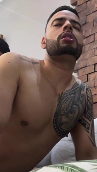 Grande Polla Sin Cortar Folla Musculoso a Pelo Caio Venturini Dotado Papi