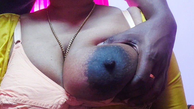 Desi Mohini: La signora voleva fare sesso con il servo in camera