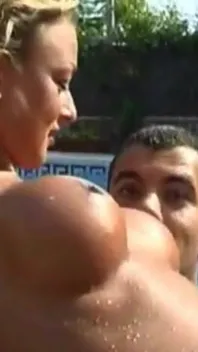 Sexy Video: Delfynn Delage Pool Mo 02