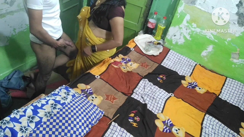Saxesageth: Bhabhi Ko Kichen Me Akela Pakar Kardi Bhabhi Ki Mast...