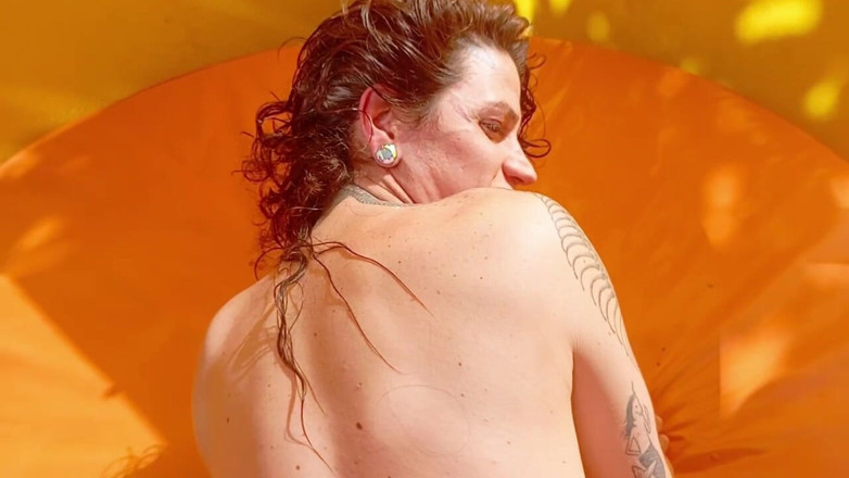 Gabes ftm: J’ai baisé la femme trans avec sa chatte.
