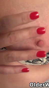 Lovely Mature Gypsy Leigh Can't Ignore Her Begging Pussy Any Longer and Decides to Expose Herself for You