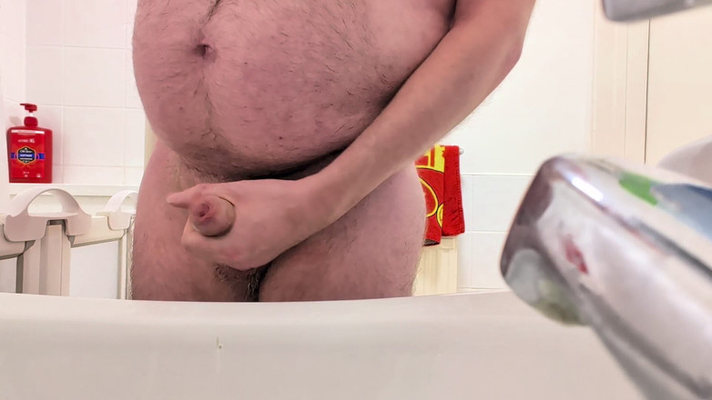 Cj43: Wichsen im badezimmer