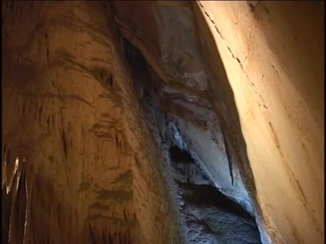 Cumming Soon: Wytrzymały mutant uwodzi piękno w jaskini