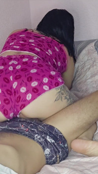 My Stepsister Gives Me an Erection When She Hugs Me While We Share a Bed