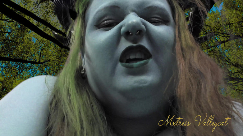 Mxtress Valleycat: Shrunk down by the giant demon