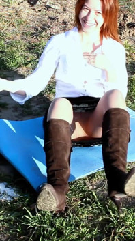 Smoking and Playing with Her Cunt Trough Pantyhose Outdoor