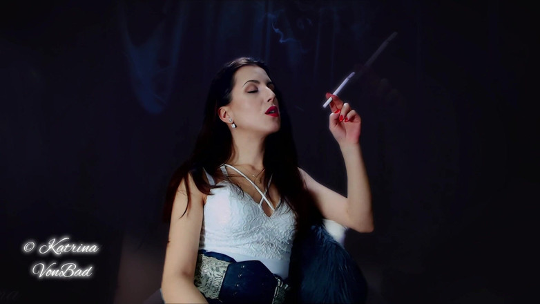 KatrinaVonBad: Cheer for My Smok