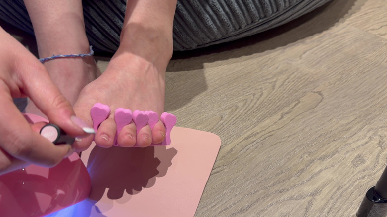 ScarletXoXo: Foot Goddess Her Toenails
