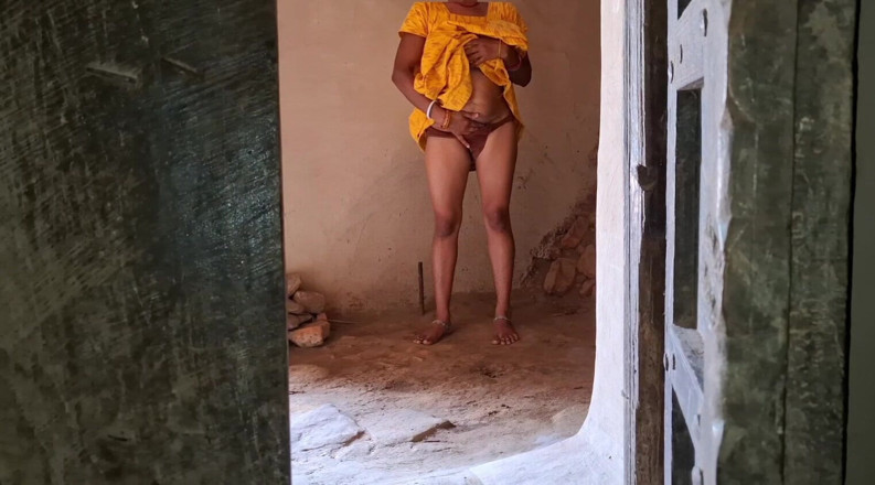 Sumaj: Abang mertua dikongkek bhabhi desi