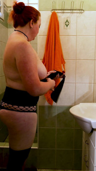 Nahá Nicole Bunny Ve Sprše
