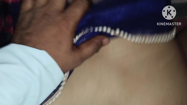 Ankurpriya000: Mẹ kế đụ mạnh bởi anh kế khi cha dượng không...