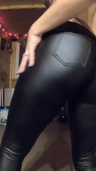 MILF Ass