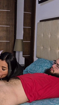 Linda Fucked Morena Is a Restaurant Worker, I Agree to Fuck with Me