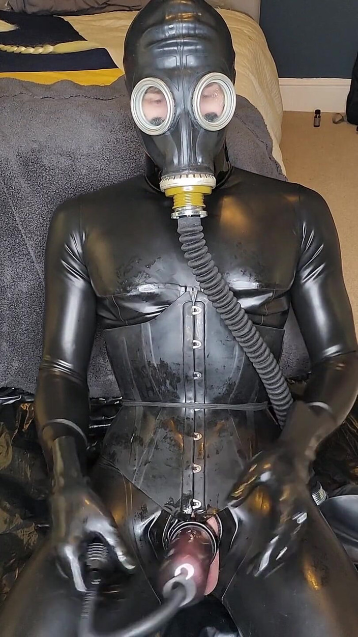 JessicaXD: Latex doll training, gasmask, cock pump, plugged