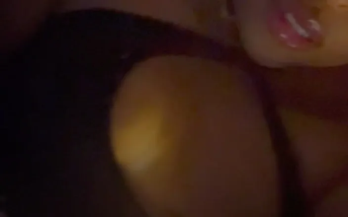 ChanteSuckumup: Sexy and seductive tease of a thick goddess! simply curvy...