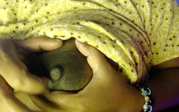 HotGirl21: Hot Girl Desi Big Boobs Show Show Hot Nipple