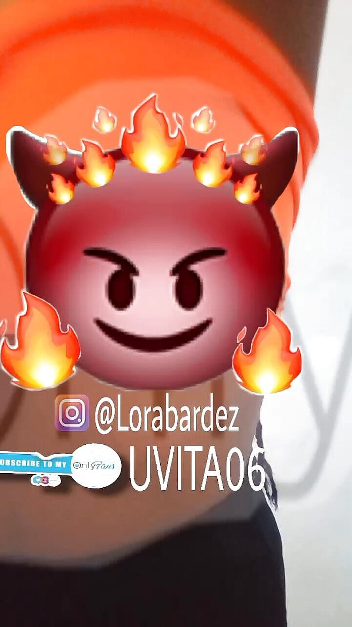 Delicious open butt: अविश्वसनीय काले बाल वाली अपने कपड़े बदलते हुए देखती है कि वह कितनी मस्ती भरी और सेक्सी लग रही है