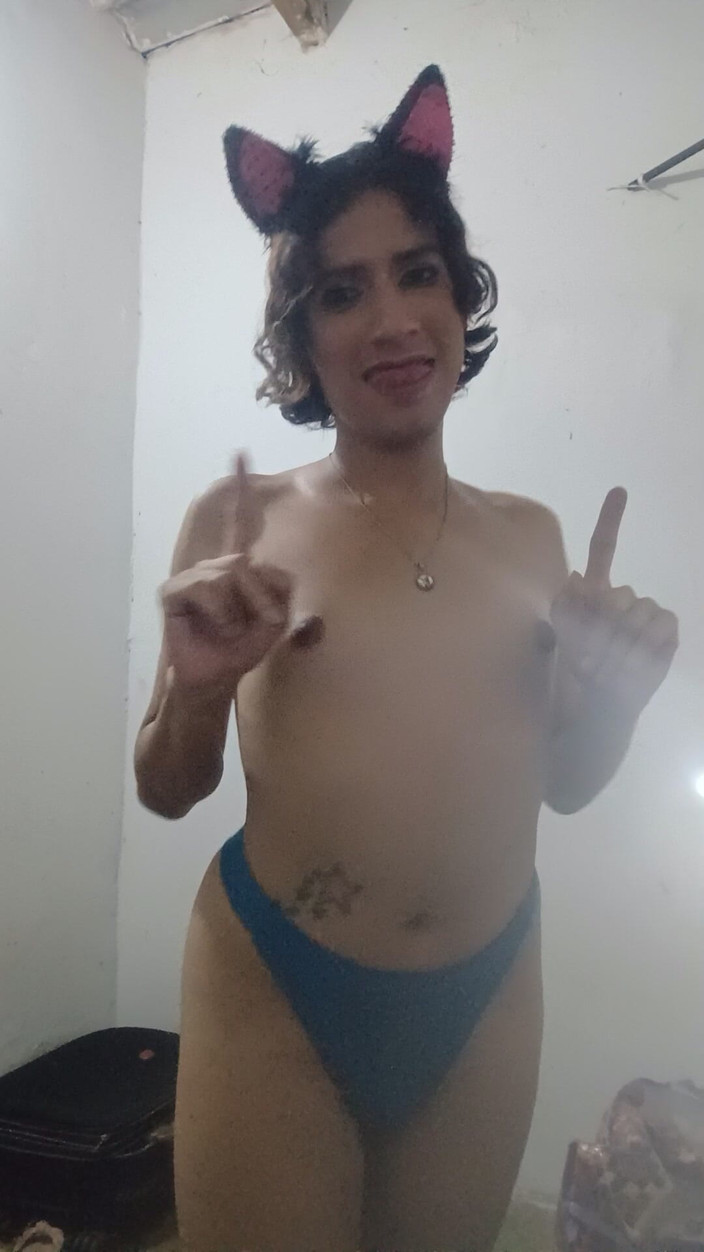 Femboy from Colombia: Tanzt Heute Morgen Und Wieder Für Ty