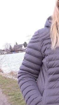 Cercetașă germană - Sabrina matură cu forme la primul futai la audiție