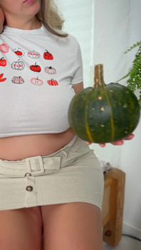 My Wife's Huge Breasts Love to Be Admired.